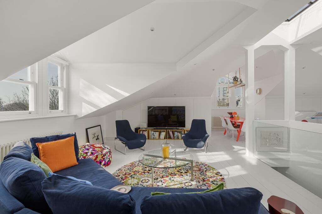 3 bedrooms Apartment in Little Venice, United Kingdom No. 13299