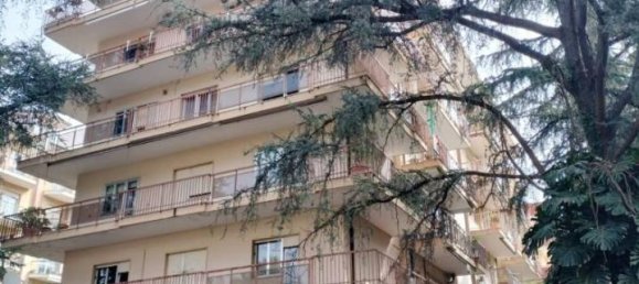 3 rooms Apartment in Caserta, Italy No. 37032 13