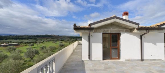 12-Zimmer Haus in Cepagatti, Italy, Nr. 254288 11