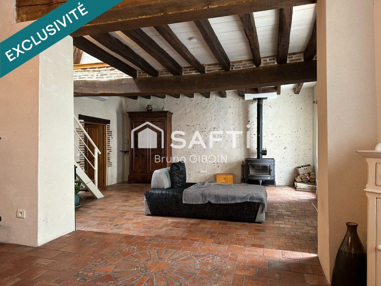 Moradia em banda T3 em Gien, France N.º 67692