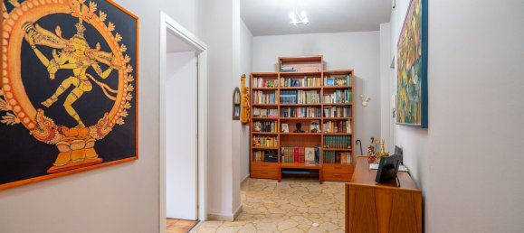 4 bedrooms Apartment in Turin, Italy No. 334711 8