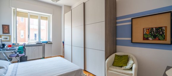 4 bedrooms Apartment in Turin, Italy No. 334711 18