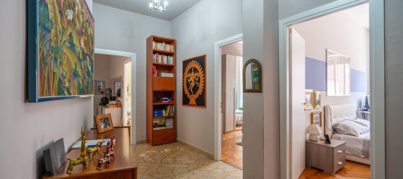 4 bedrooms Apartment in Turin, Italy No. 334711 6