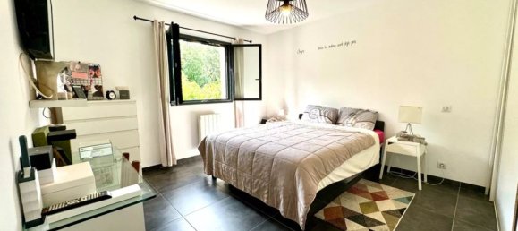 2 bedrooms Villa in Santa-Maria-Poggio, France No. 158523 4