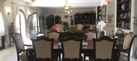 3 bedrooms Villa in Larnaca, Cyprus No. 2022 2