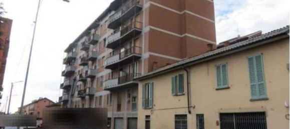5 rooms Apartment in Pavia, Italy No. 306702 12