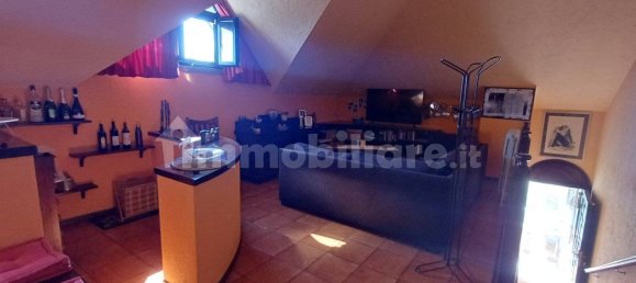 5 bedrooms Villa in Inverigo, Italy No. 360390 7