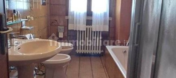 5 bedrooms Villa in Inverigo, Italy No. 360390 41