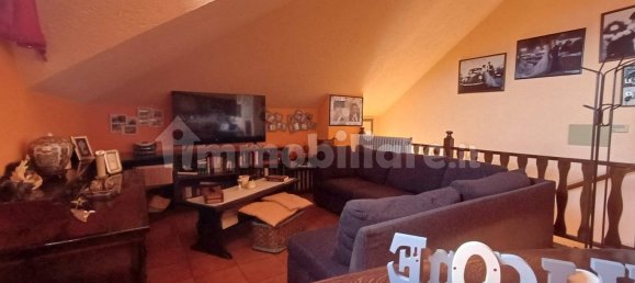 5 bedrooms Villa in Inverigo, Italy No. 360390 16