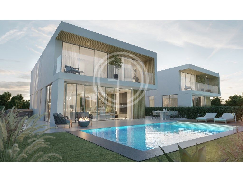 Grundstück in Montenegro, Portugal 474m², Nr. 342328