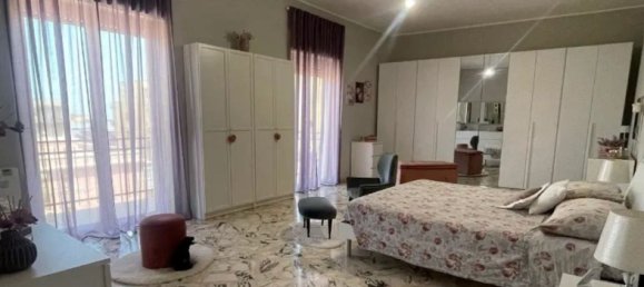 4 bedrooms Apartment in Syracuse, Italy No. 337051 14