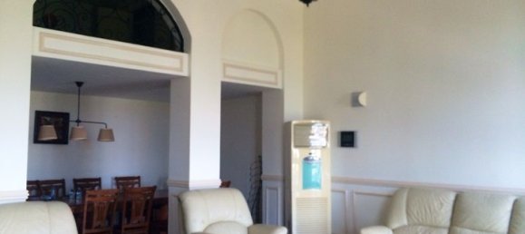 Квартира с 3 спальнями в Намтыльем, Вьетнам № 3740 2