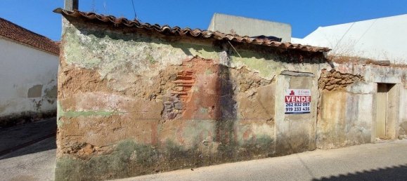 55m² Commercial property in Caldas da Rainha, Portugal No. 295788 5