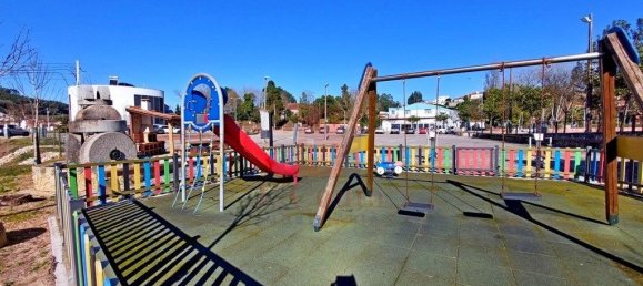 55m² Commercial property in Caldas da Rainha, Portugal No. 295788 17