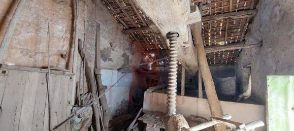 55m² Commercial property in Caldas da Rainha, Portugal No. 295788 8