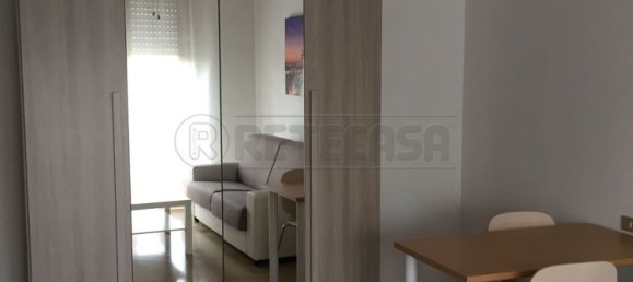 2-salle Appartement à Crema, Italy No. 333735 4