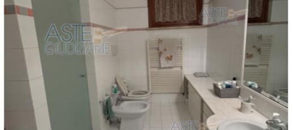 6-salle Appartement à Loreto, Italy No. 263229 5