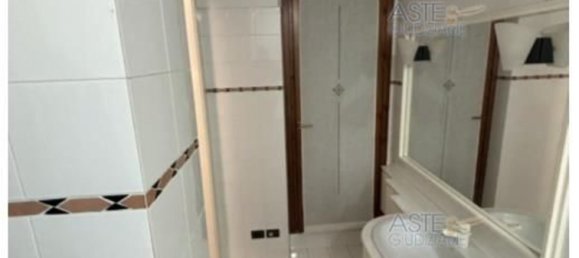 6-salle Appartement à Loreto, Italy No. 263229 27