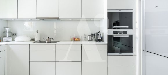 3 Schlafzimmer Gewerbliche Immobilie in Paris, France, Nr. 148289 6