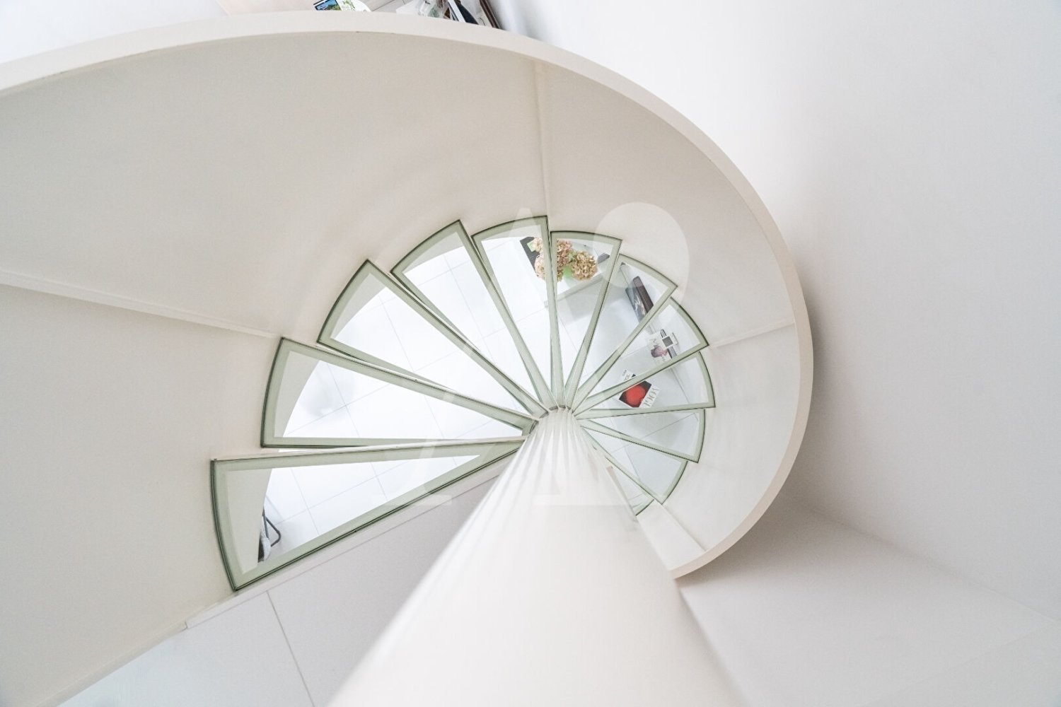 3 Schlafzimmer Gewerbliche Immobilie in Paris, France, Nr. 148289