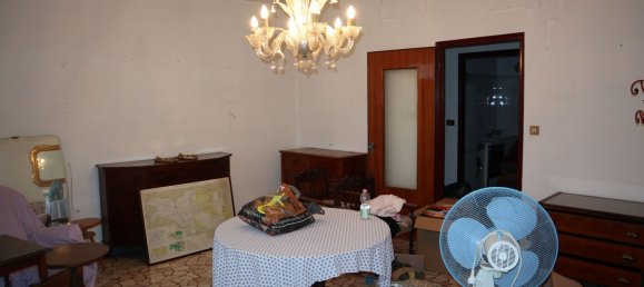 4 rooms Apartment in Cento, Italy No. 115682 11