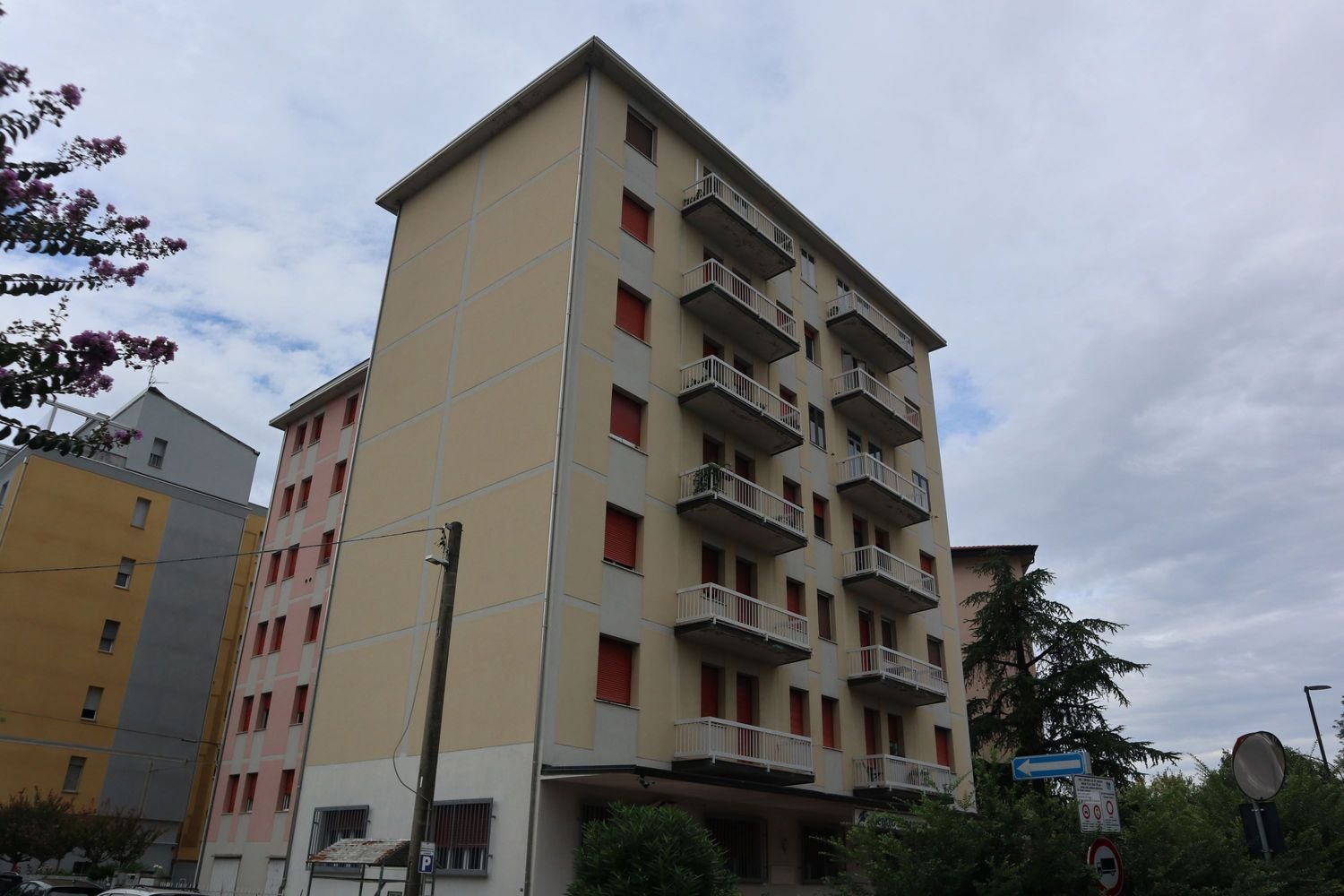 4 rooms Apartment in Cento, Italy No. 115682