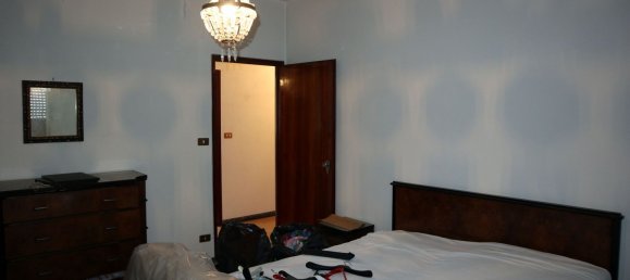 4 rooms Apartment in Cento, Italy No. 115682 8