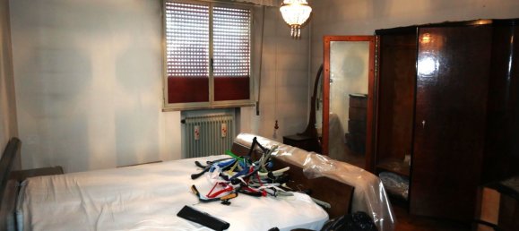 4 rooms Apartment in Cento, Italy No. 115682 7