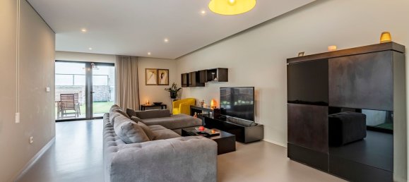 Casa de 4 dormitorios en Matosinhos, Portugal No. 40545 13