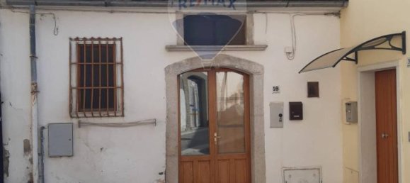 Estudio en Rocchetta Sant'Antonio, Italy No. 14588 3