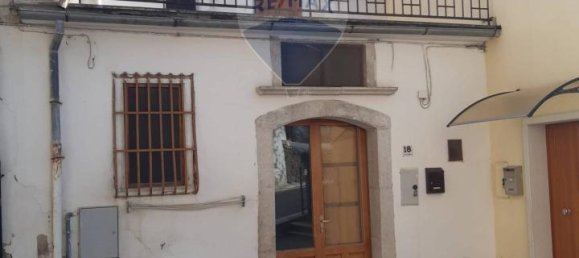 Estudio en Rocchetta Sant'Antonio, Italy No. 14588 2