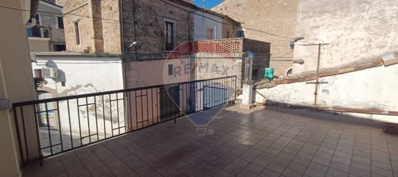 Estudio en Rocchetta Sant'Antonio, Italy No. 14588 24