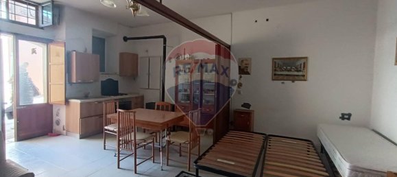 Estudio en Rocchetta Sant'Antonio, Italy No. 14588 14