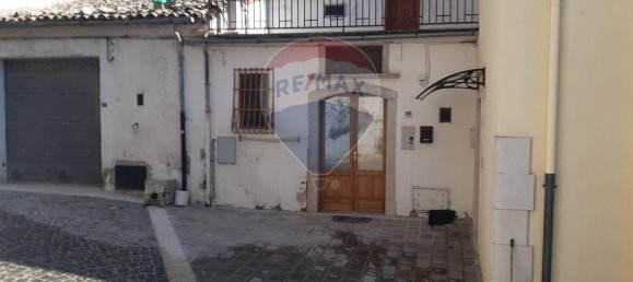 Estudio en Rocchetta Sant'Antonio, Italy No. 14588 4