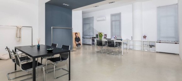 Офис с 1 комнатой в Куарто д’Альтино, Италия № 211128 2