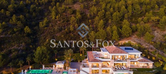 9 bedrooms Villa in Marbella, Spain No. 86627 45