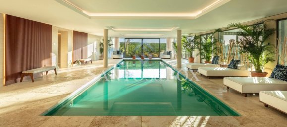 9 bedrooms Villa in Marbella, Spain No. 86627 47