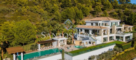 9 bedrooms Villa in Marbella, Spain No. 86627 23
