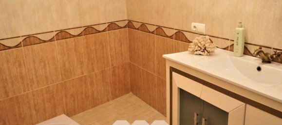 5 Schlafzimmer Haus in Velez-Malaga, Spain, Nr. 48265 26