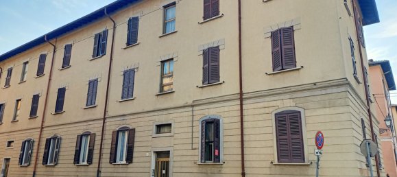 4 rooms Apartment in Terni, Italy No. 219163 2