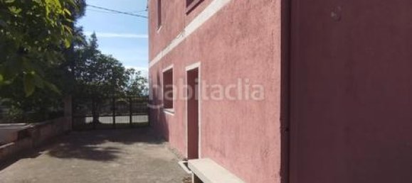 6 bedrooms Villa in Ourense, Spain No. 141634 2