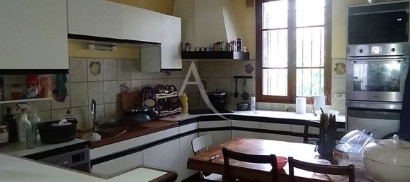 5 bedrooms House in Rosny-sous-Bois, France No. 182328 5