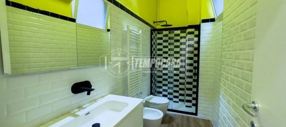 2 Schlafzimmer Wohnung in Milan, Italy, Nr. 340523 27