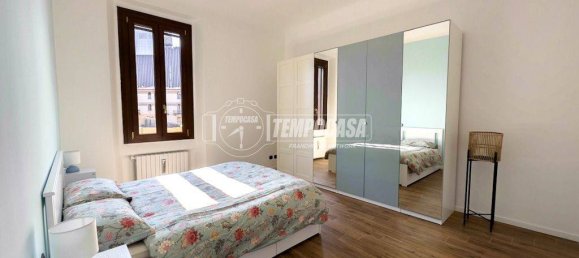 2 bedrooms Apartment in Milan, Italy No. 340523 9