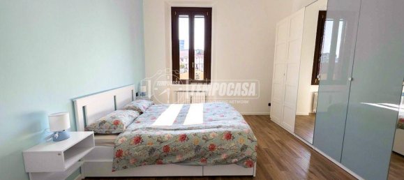 2 bedrooms Apartment in Milan, Italy No. 340523 3