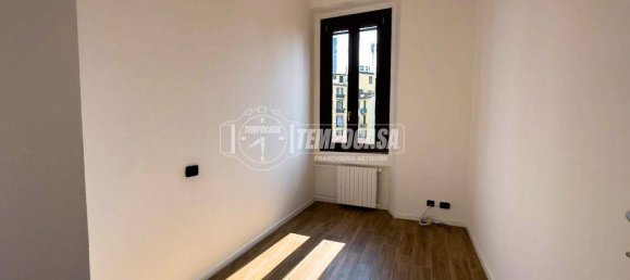2 bedrooms Apartment in Milan, Italy No. 340523 13