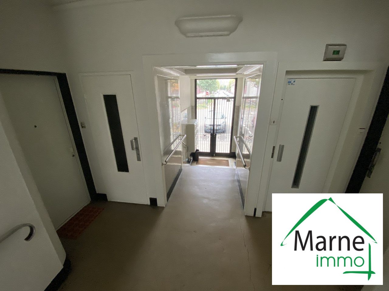 Apartamento de 3 dormitorios en Strasbourg, France No. 223814