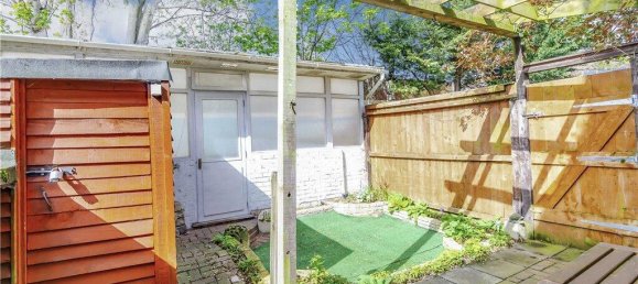 4 bedrooms Commercial property in Croydon, United Kingdom No. 7980 13