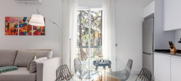 Apartamento de 2 dormitorios en Madrid, Spain No. 115593 3