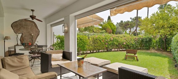 5 bedrooms House in Marbella, Spain No. 242066 3